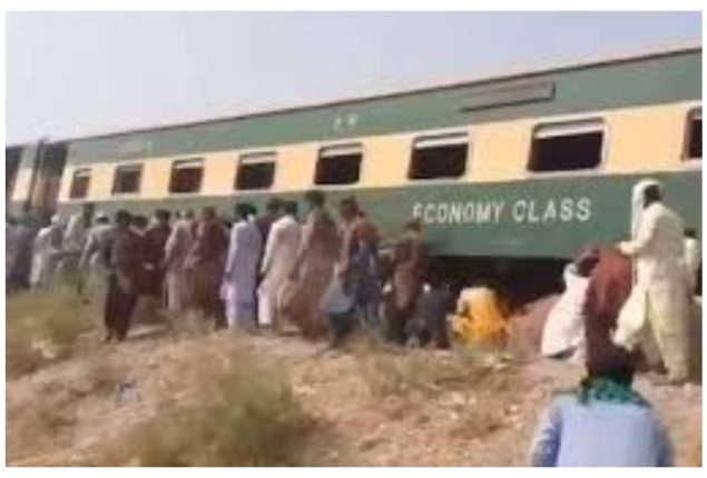 Explosion on railway track near Mastung derails six carriages of Jaffar Express