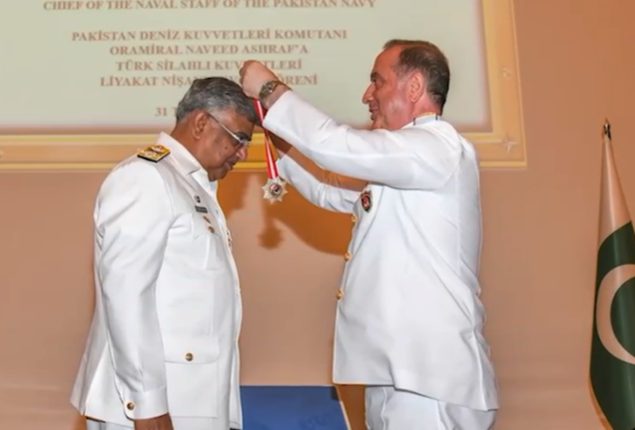 Naval chief awarded Legion of Merit by Turkish Armed Forces