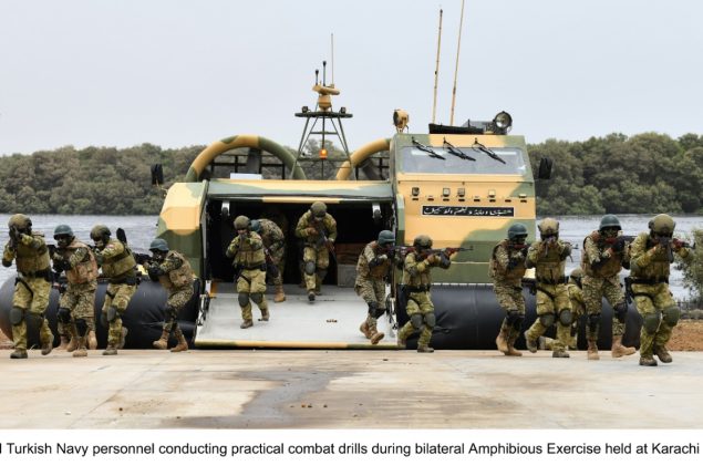 Pakistan, Turkish navies conduct bilateral amphibious exercise
