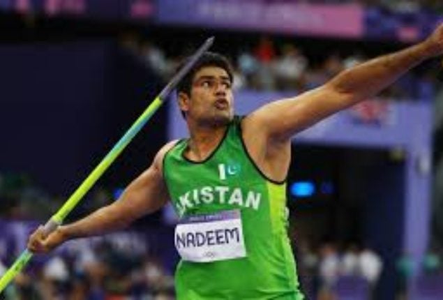 Arshad Nadeem salutes the nation