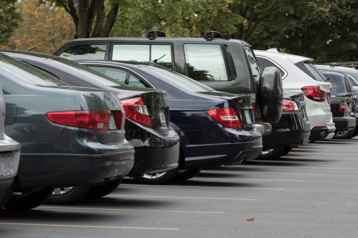 Govt announces 40% Tariff on used car imports