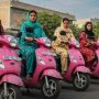 Sindh Govt launches Pakistan’s First EV pink scooters for women with driving licenses