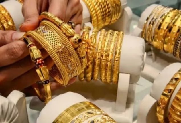 Gold prices rise again across Pakistan