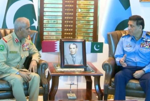 Bahrain’s Chief of staff meets Pakistan Air Chief, Agree to expand defense and training cooperation