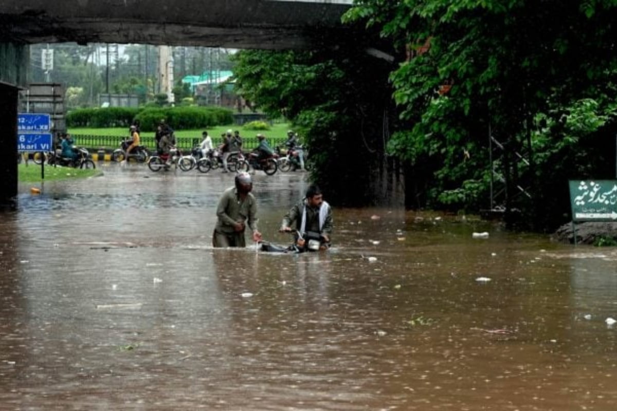 NDMA’s NEOC issues rain alert for South Punjab