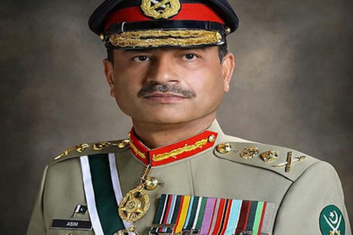 Field Marshal and Pakistan Armed Forces pay tribute to Martyrs on Defence day