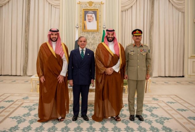 Shehbaz Sharif & Mohammed bin Salman discuss Palestine issue, agree to boost Pak-Saudi defence cooperation