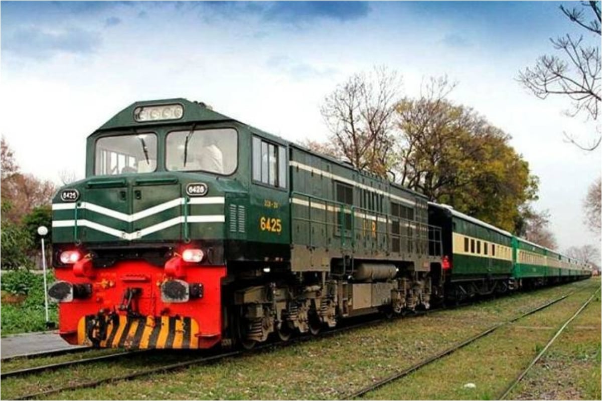 Pakistan Railways announces cancellation of three trains