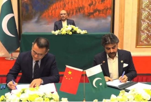 President witnesses signing of three MoUs in Urumqi