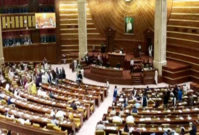 Senate by-poll voting continues in Punjab Assembly