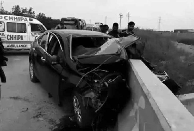 656 killed in 10,000 Karachi road accidents