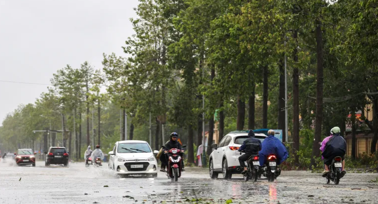 At least 12 dead, 17 missing as Typhoon Bualoi slams into Vietnam