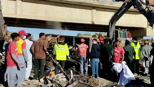 13 lives lost in Balochistan road accident, dozens injured