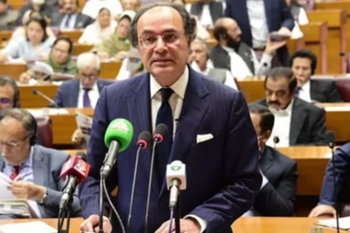 Aurangzeb confirms next budget will present Finance division