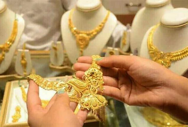 Gold prices surge again in global and local markets