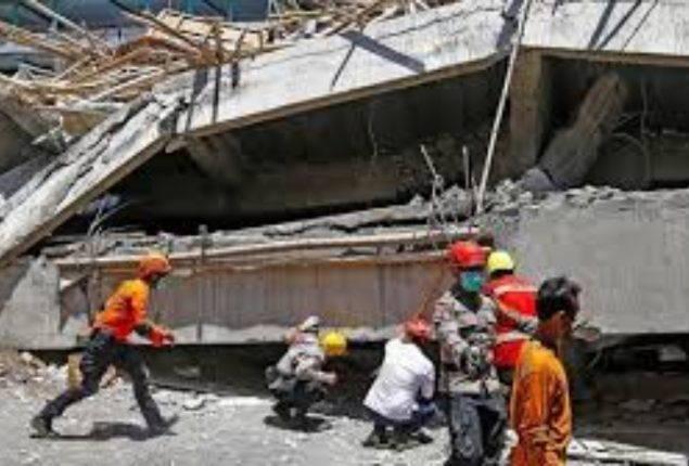 Death toll from Indonesia school collapse rises to 54  
