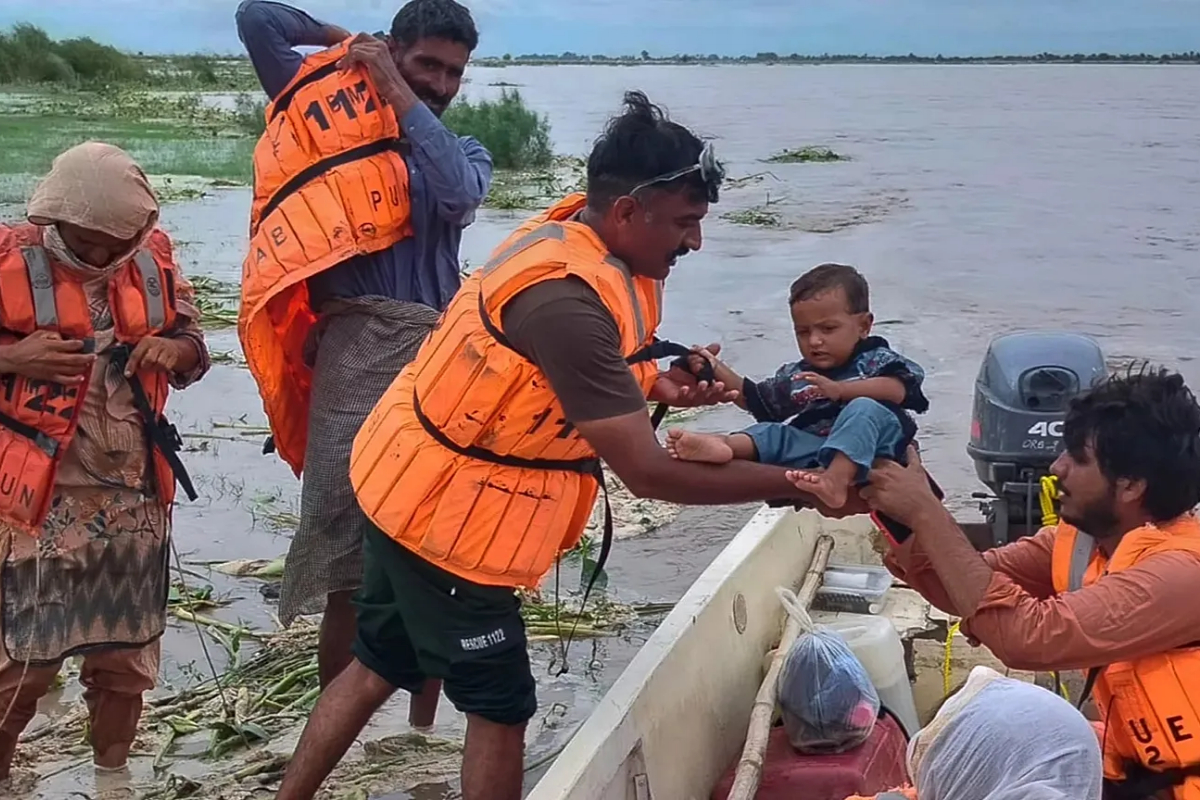 India releases water, Triggers low flood in Sutlej