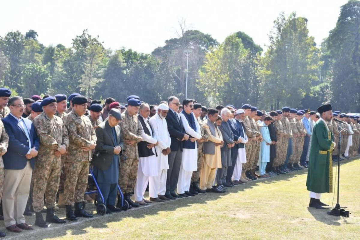 Funeral held for 12 martyred soldiers in wake of Afghan aggression