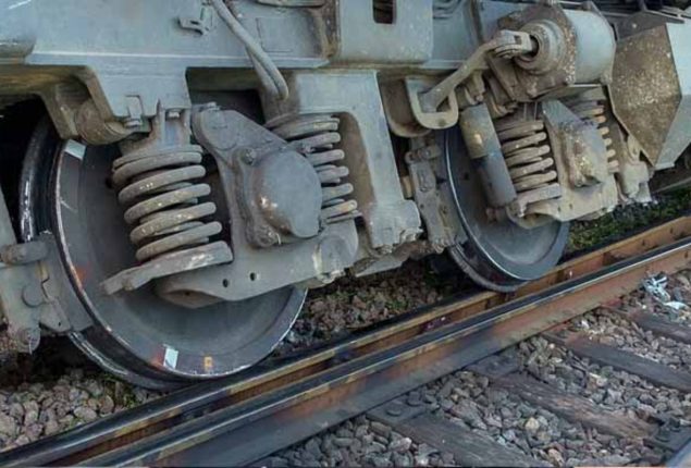 Jaffar Express coaches derail after blast near Shikarpur