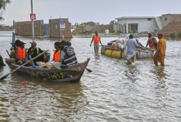 Jalalpur Pirwala villages still inundated 19 days after floods