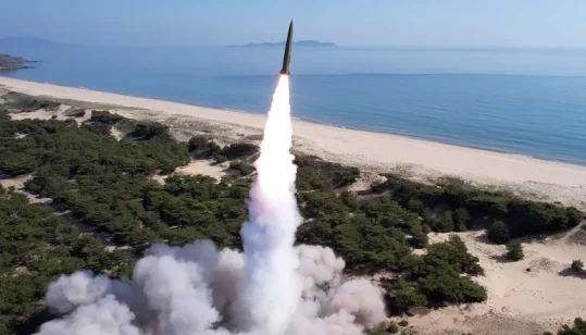 North Korea fires ballistic missiles ahead of APEC Summit in show of force