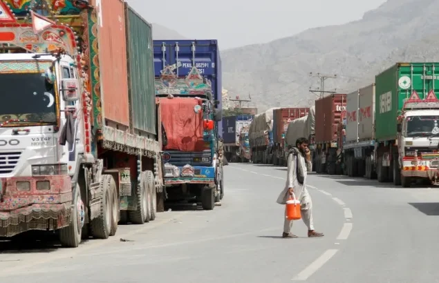 Pak-Afghan trade routes likely to reopen soon, stranded trucks begin returning