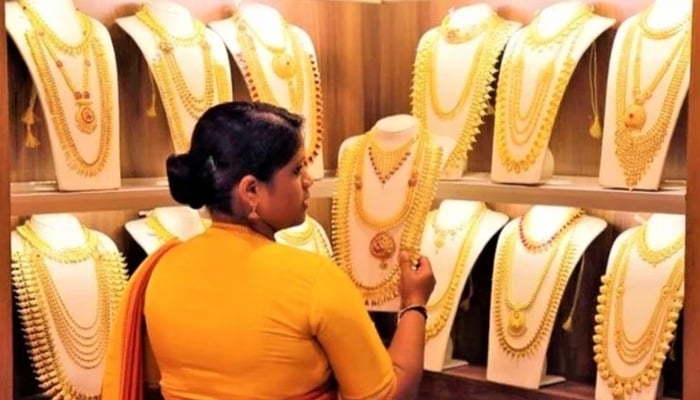 India’s gold market flips to discount as post-festival demand cools