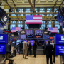 U.S. Stock Market hits record highs amid strong earnings and eased bank fears