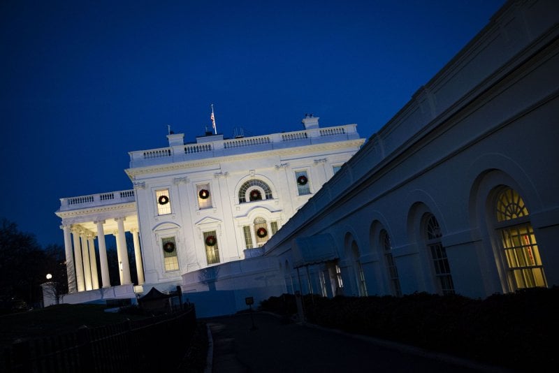 White House begins demolition of East Wing for Trump’s 90,000-square-foot ballroom.