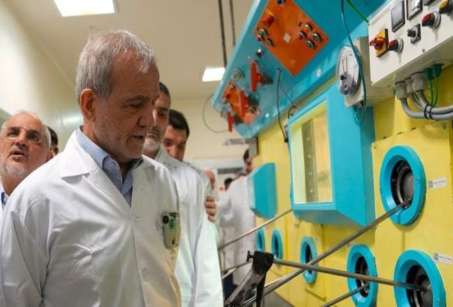 Iran Defies US, Announces Reconstruction of Nuclear Facilities