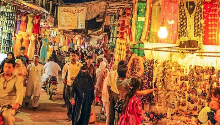 Punjab Govt imposes 10 PM market, 11 PM restaurant closure timings in Lahore to tackle smog