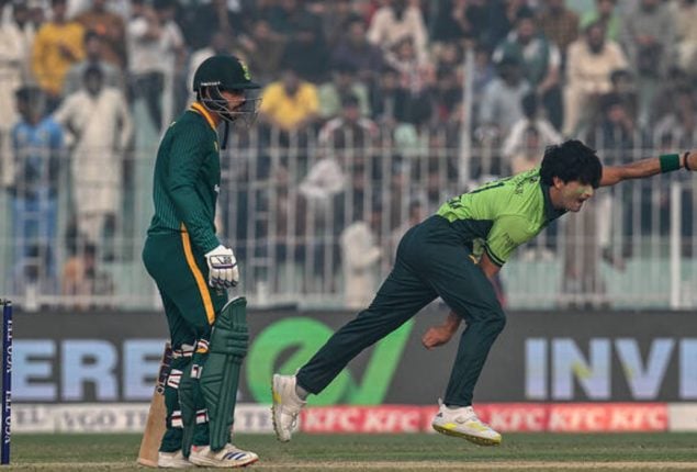 Second One-Day International: South Africa defeat Pakistan by eight wickets