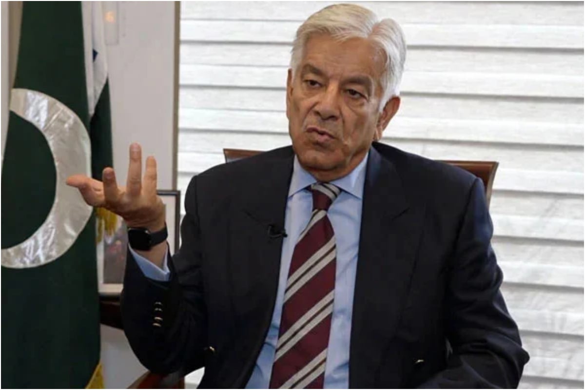 Khawaja Asif questions Judiciary’s transparency in political cases