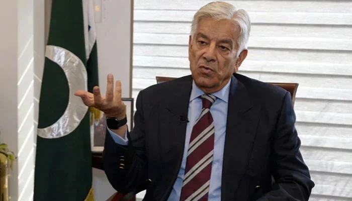 Khawaja Asif questions Judiciary’s transparency in political cases