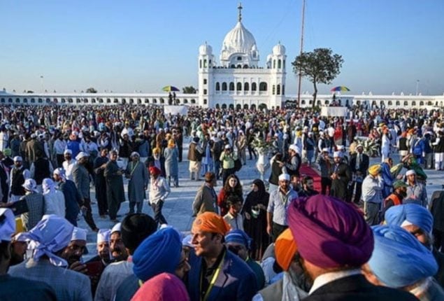 Sikh devotees