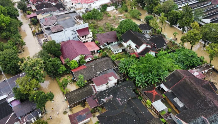 Indonesia death toll rises to 248 after catastrophic Sumatra flooding