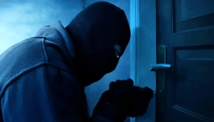 Karachi burglars