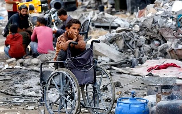 Israel kills Palestinian in Gaza city as Hamas returns bodies of three captives