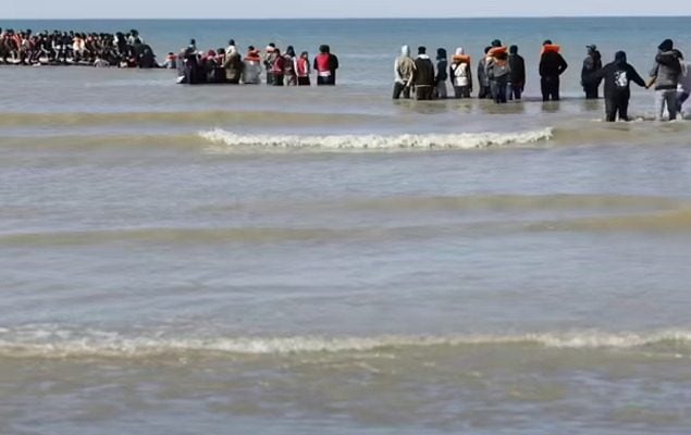 Refugee boat sinks off near Malaysian Coast, at least 11 dead and hundreds missing