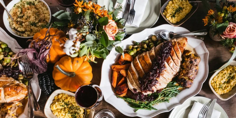 How to avoid feeling bloated after holiday meals: 5 easy tips