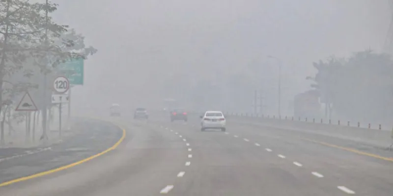 Cold weather and fog to persist across Pakistan, PMD reports
