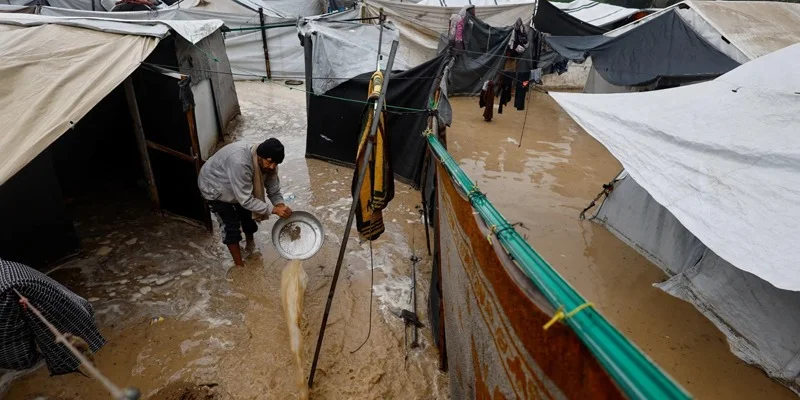 At least 10 dead in Gaza as Storm Byron ravages enclave