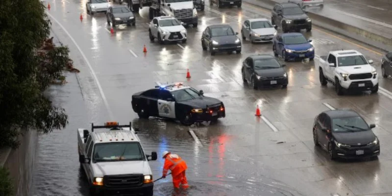 Heavy rains pound Southern California, trigger flash floods and mudslides