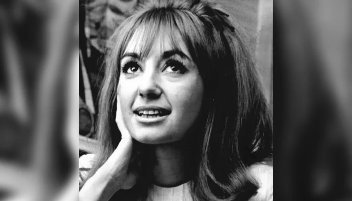 Carry On star Sandra Caron dies at age 89 after hospitalisation