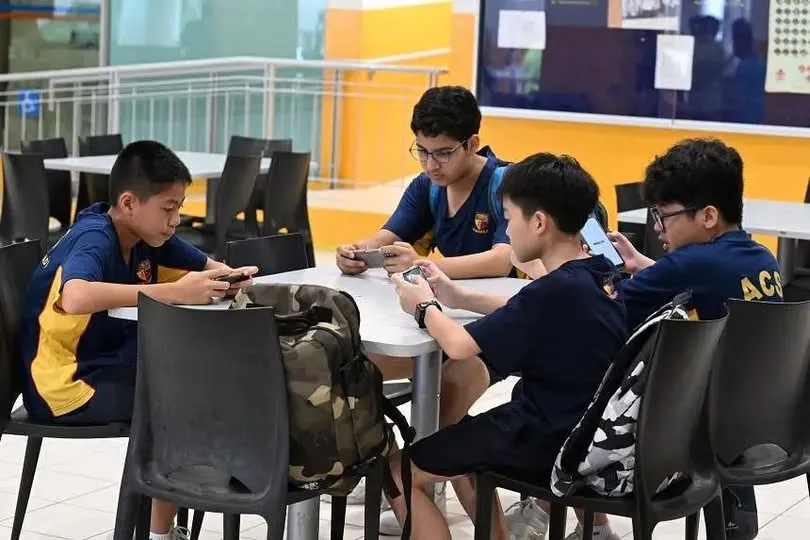Singapore enforces sweeping smartphone ban in schools