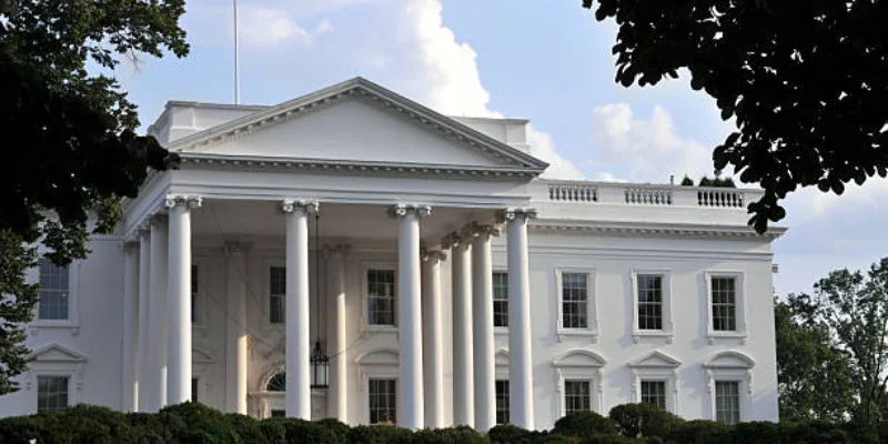 White House orders military to focus on 'quarantine' of Venezuela oil