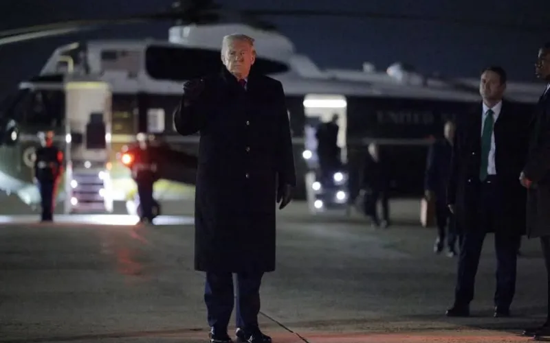 Air Force One incident President Trump resumes journey to Davos
