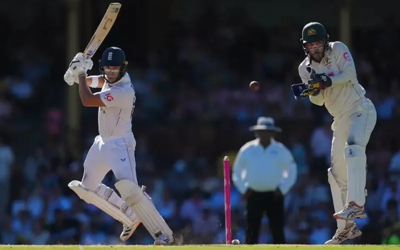 Australia clinches Ashes Test by 5-wicket Victory in fifth test