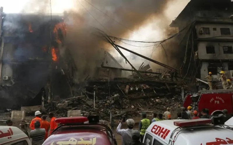 Search operation at Gul Plaza continues as death toll rises to 71