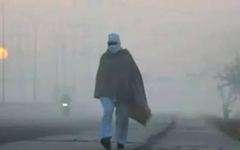 Karachi shivers as rare cold spell brings single-digit temperatures